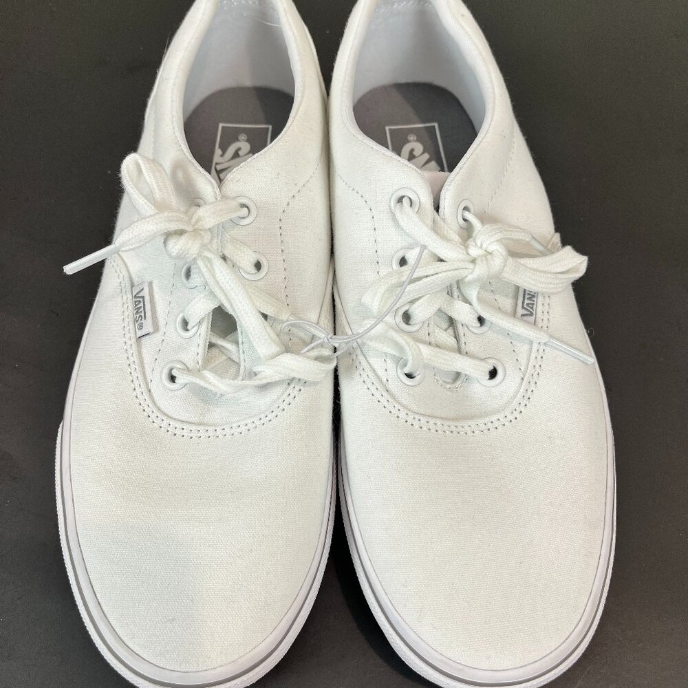 Women's white Vans Old Skool Tie Canvas Sneaker, US 8.5, Eu 40